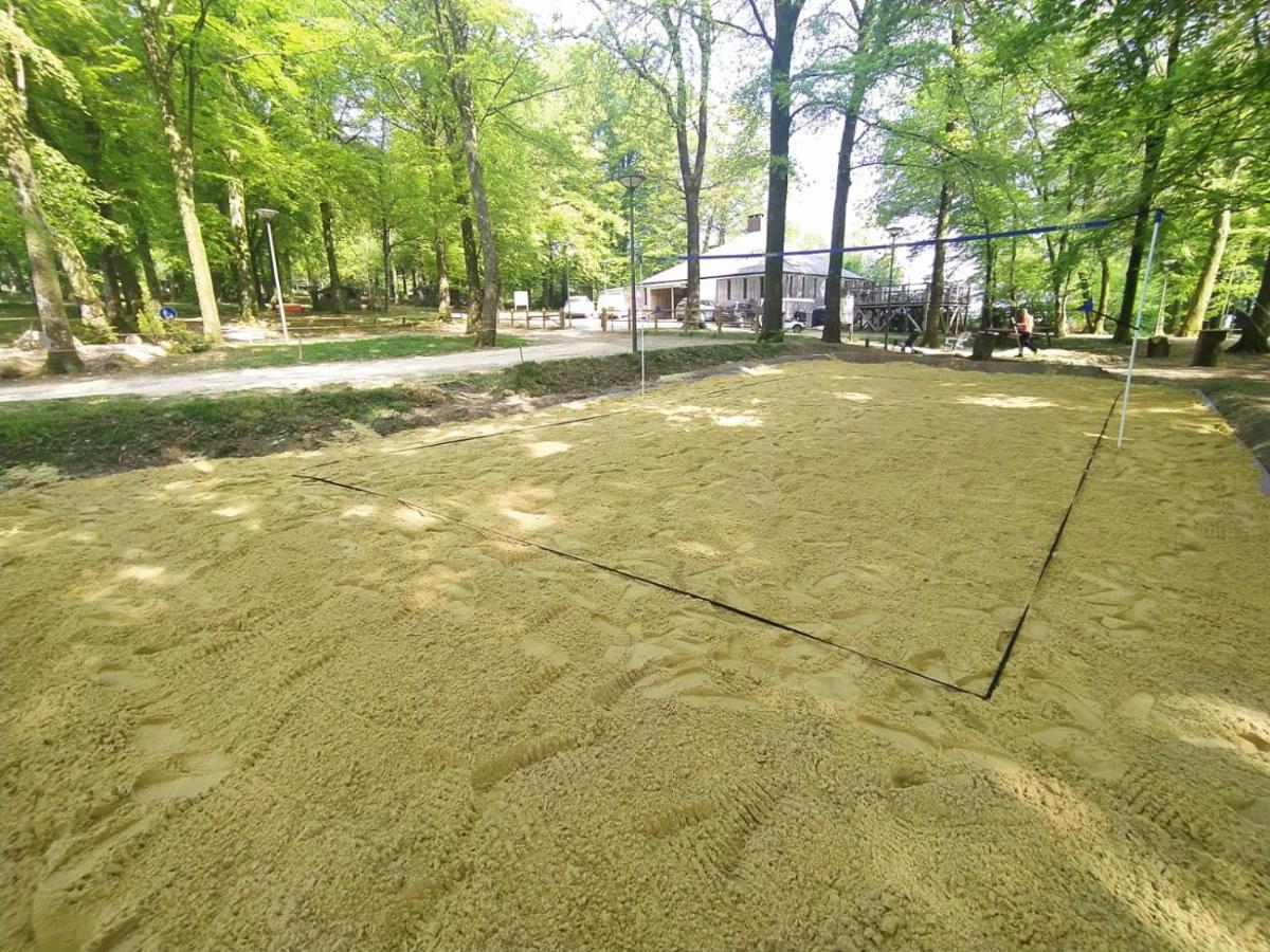L'Etape En Foret Saint-Sever-Calvados Kültér fotó